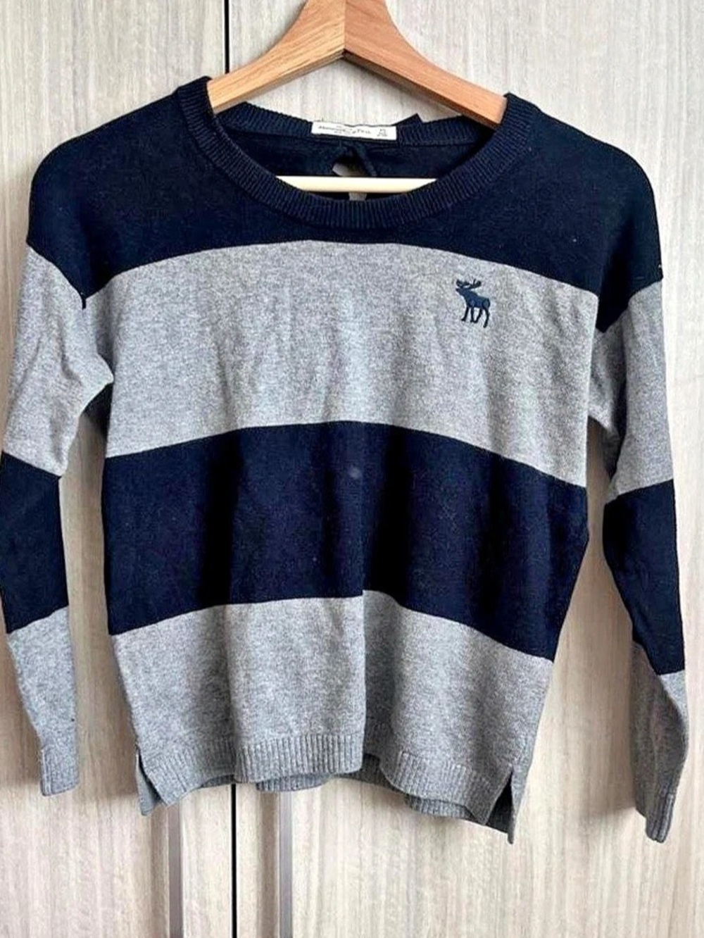 Abercrombie & Fitch Color Block Bow Back Sweater Size XS